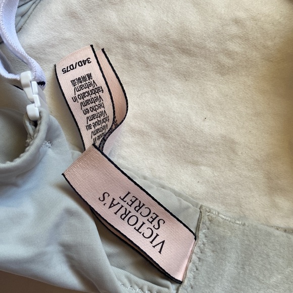 Victoria Secret T-Shirt Push-Up Bra Bundle - Picture 6 of 7